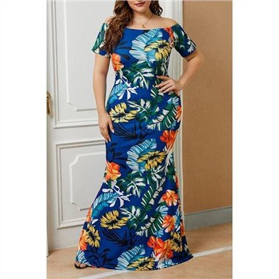 Vestido maxi tamanho grande com estampa floral verde
